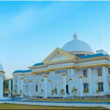 The Royal Palace Dewas Exterior photo