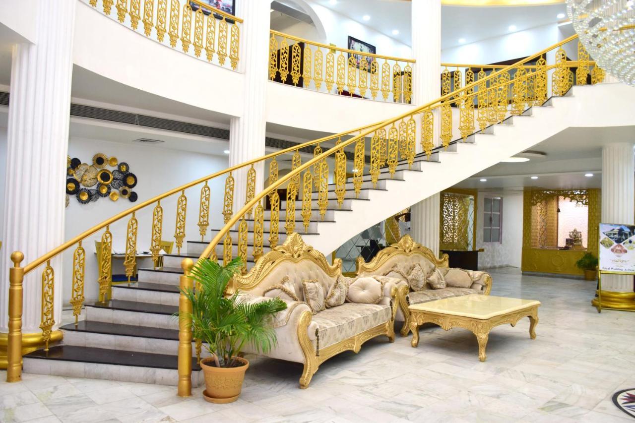 The Royal Palace Dewas Exterior photo