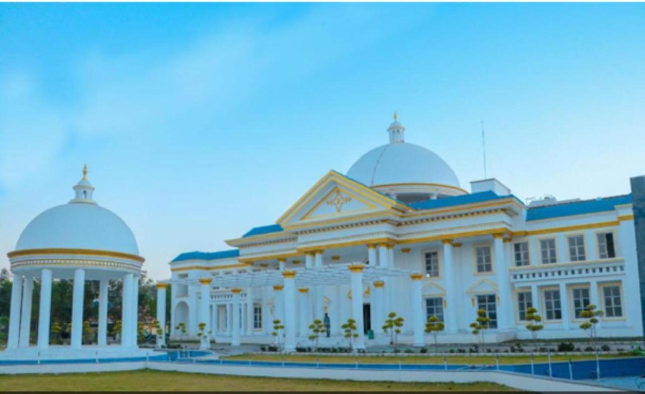 The Royal Palace Dewas Exterior photo