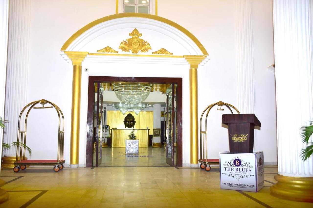 The Royal Palace Dewas Exterior photo